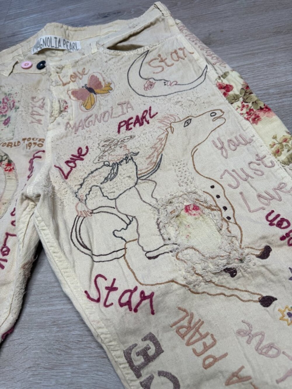 Magnolia Pearl You Just Love Miner Denims Rare Embroidered Patchwork Peace Love - Picture 5 of 10